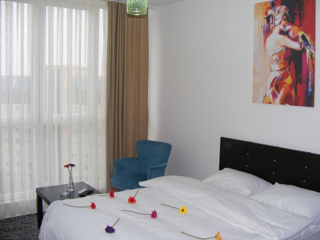 Kat11 Aparthotel Истанбул Стая снимка